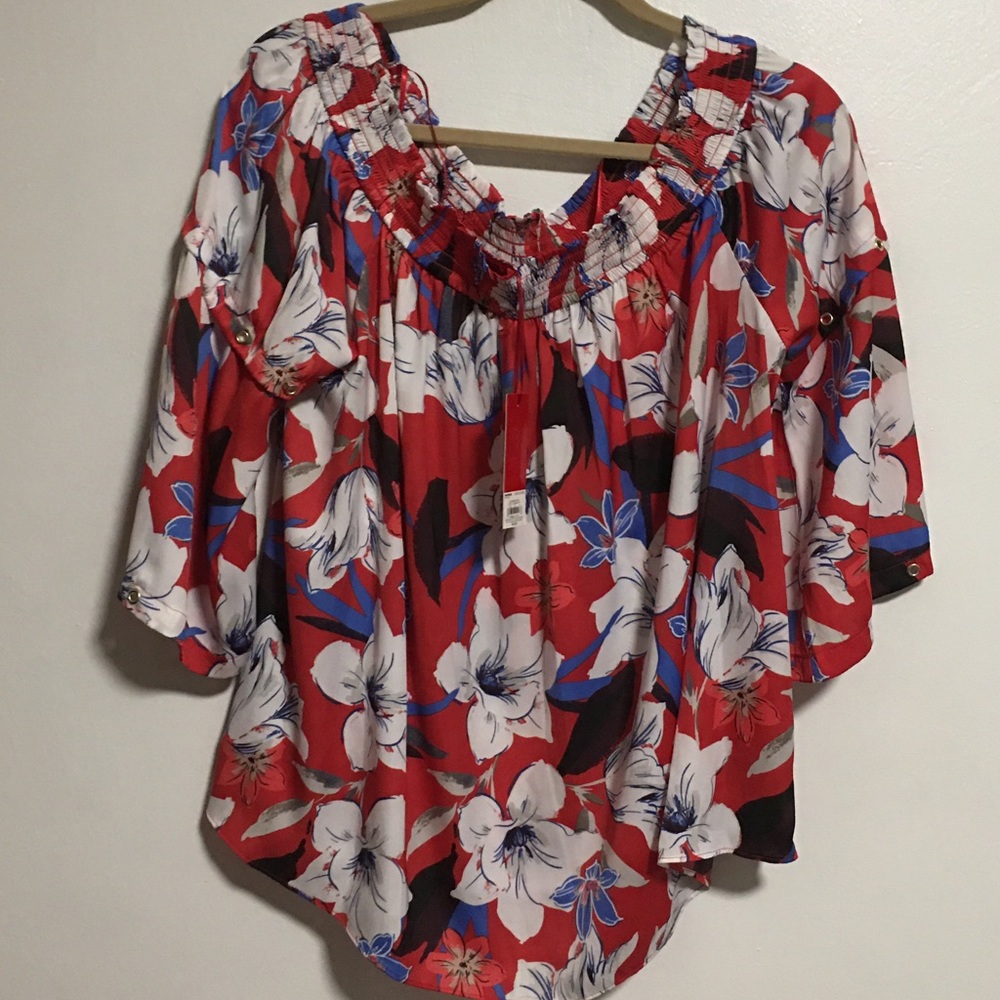 NWT JLO beautiful top
